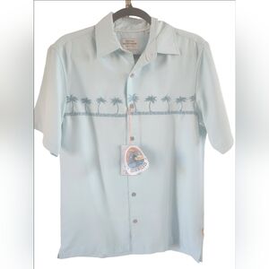 NWT Quiksilver Sky Blue Palm Tree Button Shirt Small